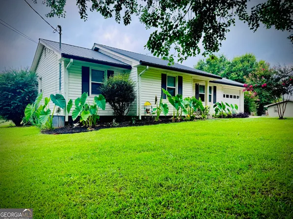 146 Moore Rd, Jackson, GA 30233