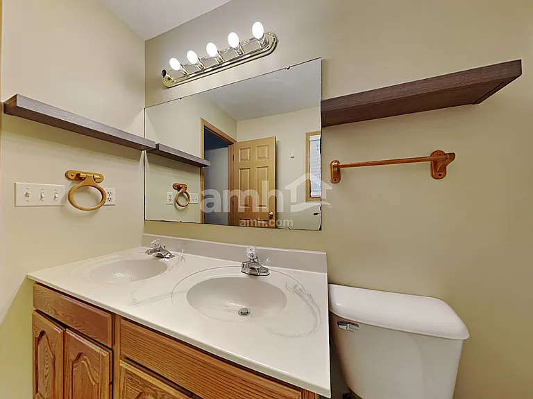 3370 Redbud Dr — Photo 10