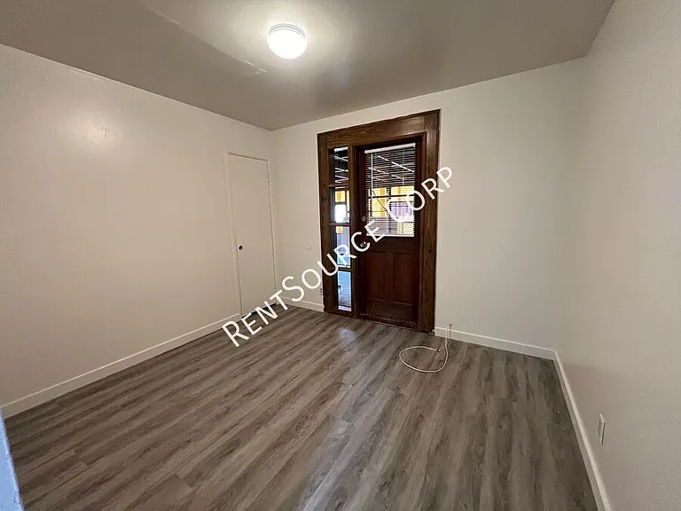 650 S Muriel Dr — Photo 11