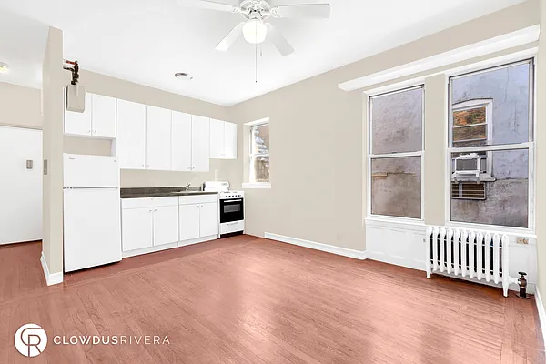 Rented by Cooper & Cooper Real Estate | media 9