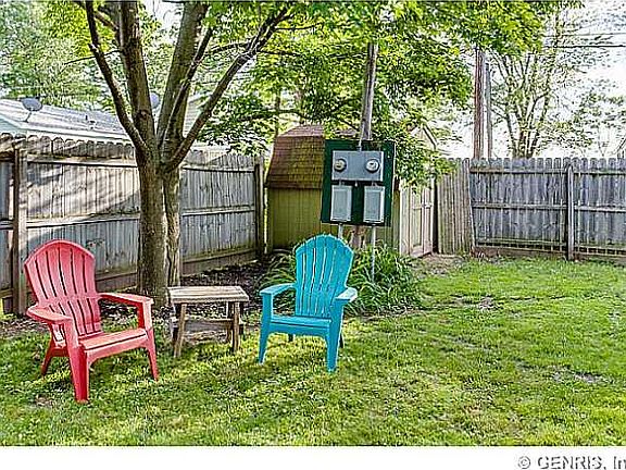 3rd image of 558 Brookwood Dr