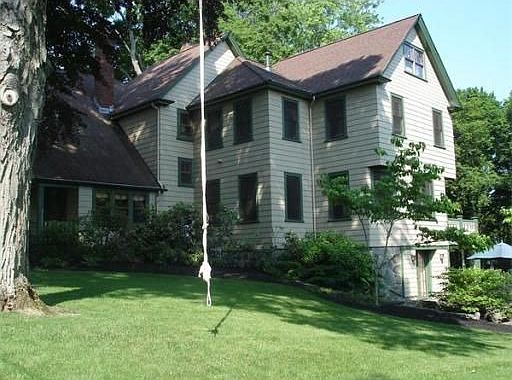 2nd image of 47 Bloomfield St