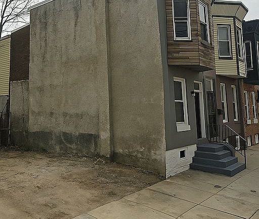 2nd image of 2863 N Ringgold St