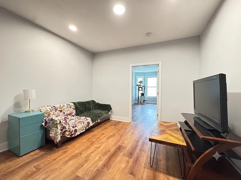 946 State St #2R — Photo 7