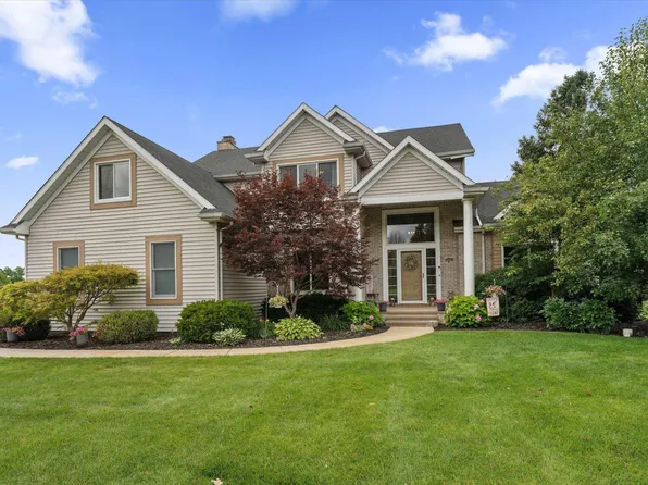 51439 Stapleford Ct, Granger, IN 46530