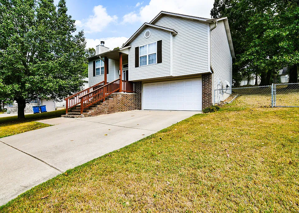 245 Blossom Valley