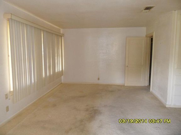 3rd image of 2707 S Houston Dr