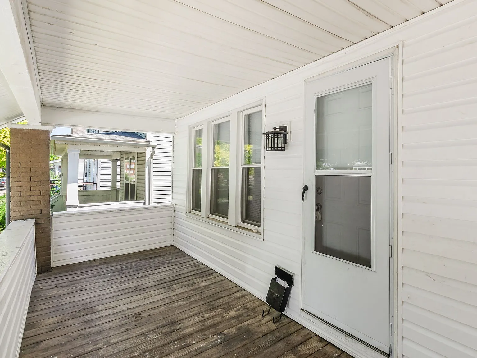 68 W Park Ave — Photo 3