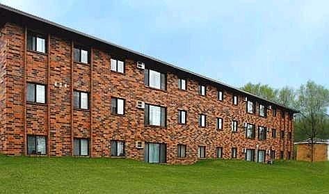 1st image of 624 13th St S APT 204