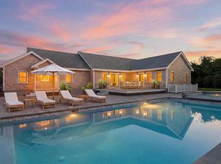 4 Bittersweet Ln, Nantucket, MA 02554