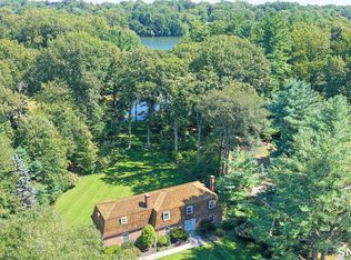 16 Alpine Road, Trumbull, CT 06611