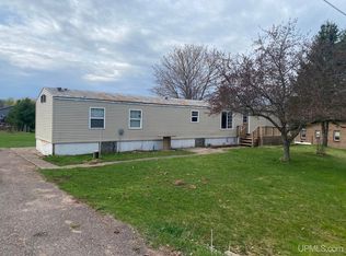 104 Elm St, Greenland Township, MI 49929