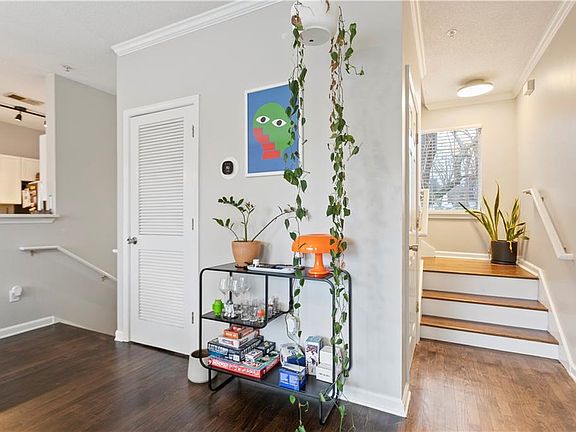 2nd image of 1150 Collier Rd NW #3P