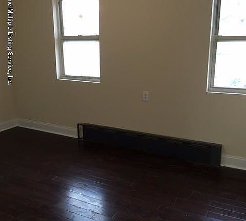 2nd image of 76 Van Duzer St APT 2