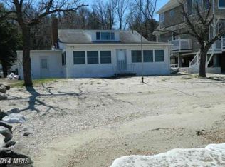 6562 Long Beach Dr, Saint Leonard, MD 20685