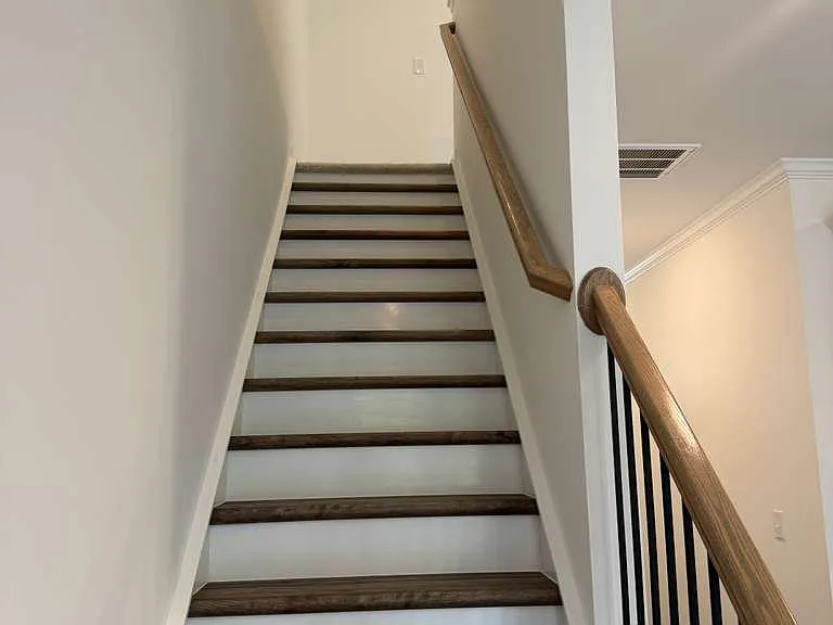 425 Venetian Dr — Photo 24