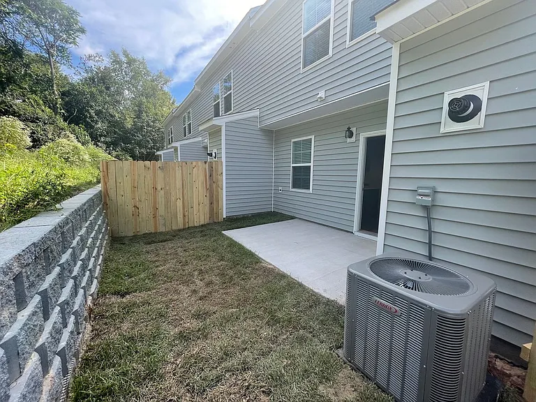 184 Northwood St — Photo 16