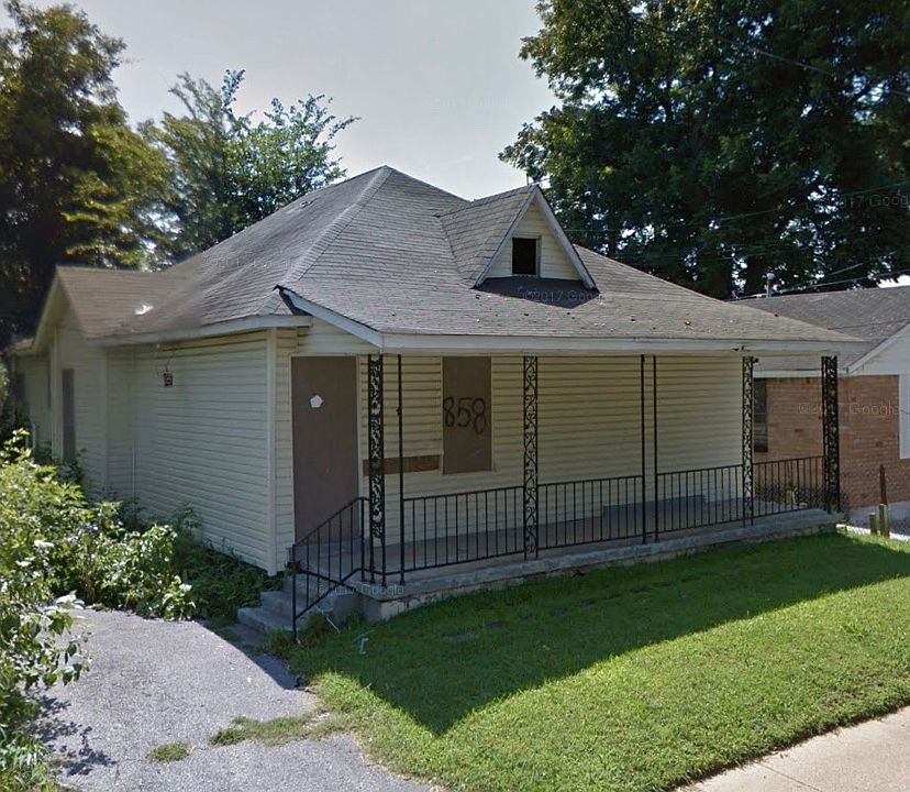 2nd image of 858 Hilton St