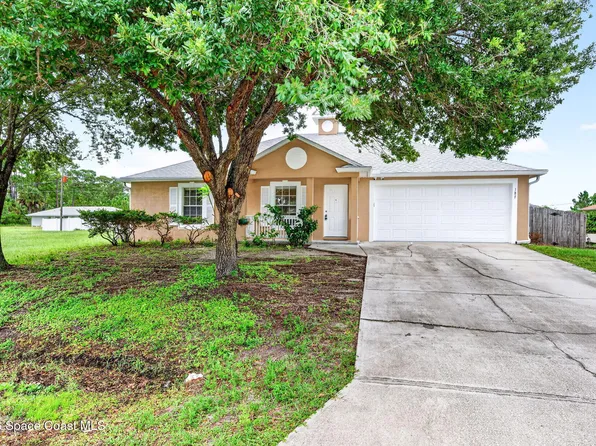 187 Mayfair St SE, Palm Bay, FL 32909