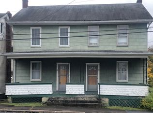 26 Tamaqua St, Beaver Meadows, PA 18216