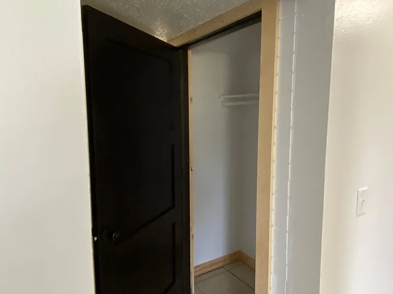 305 Melody Ln — Photo 4