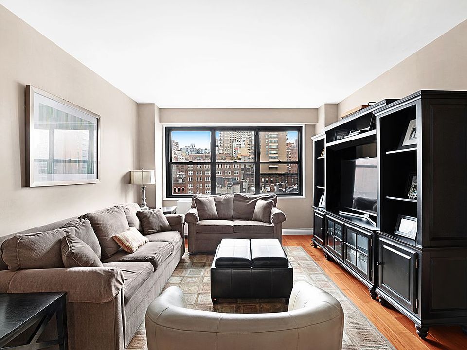 1st image of 1402 3rd Ave #10D