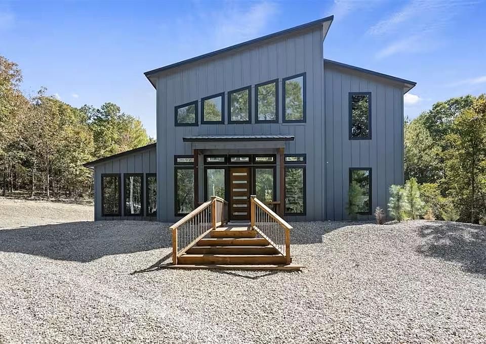 1st image of 48 George William Forest Trl
