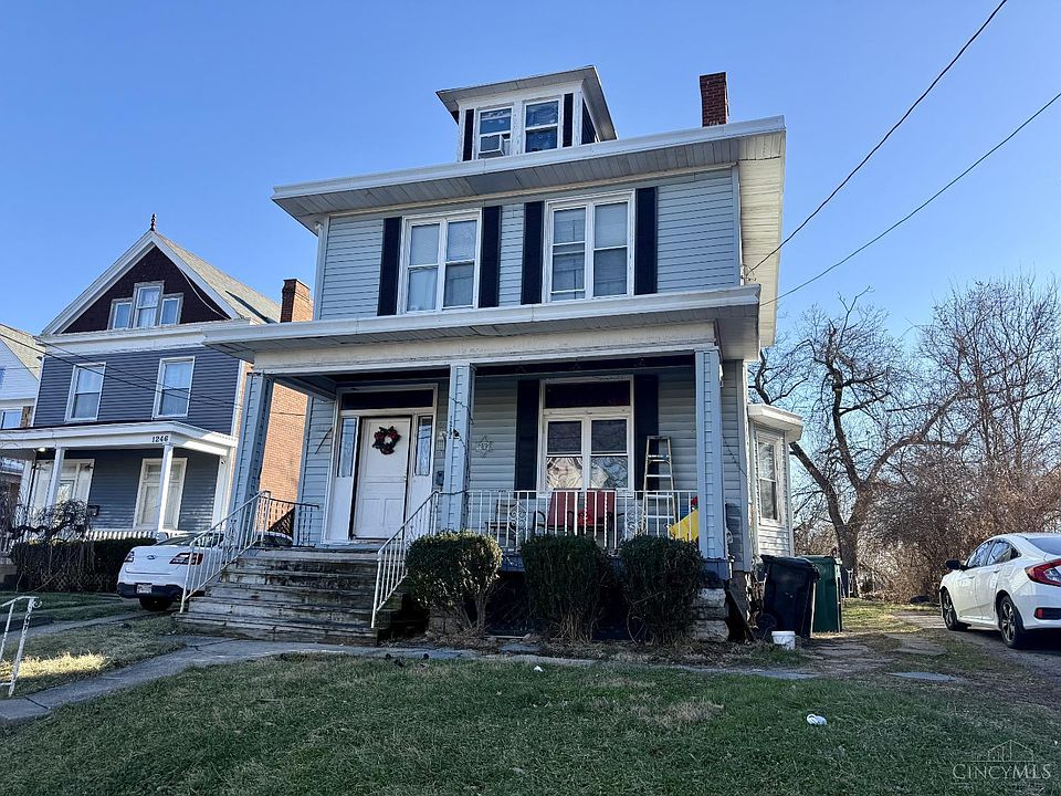 1st image of 1242 Ross Ave