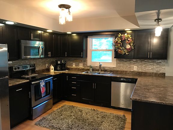  Open Kitchen