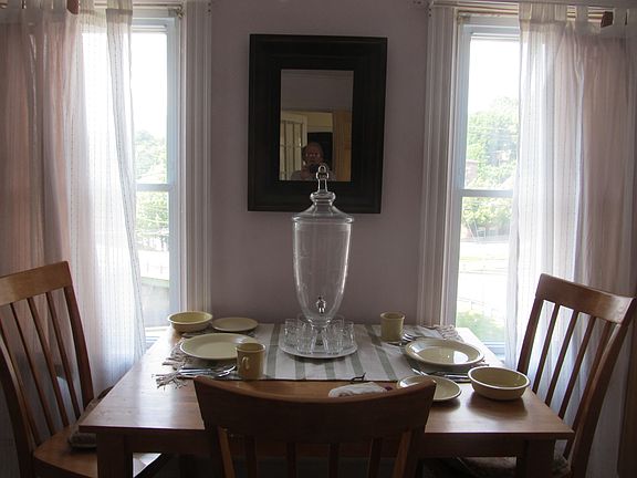 sitting room is on second floor