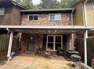 714 Garden View Dr, Stone Mountain, GA 30083