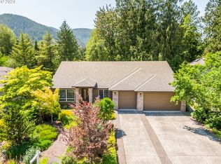 24867 E McKenzie Valley Ct, Welches, OR 97067