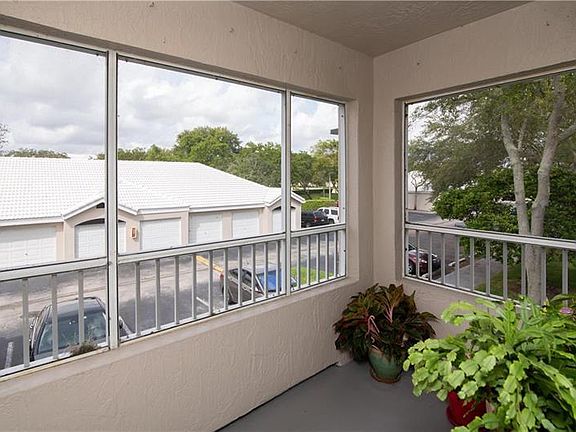 2nd image of 2871 N Oakland Forest Dr APT 202