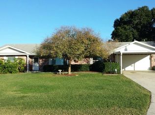 2520 E Lake Hartridge Dr, Winter Haven, FL 33881