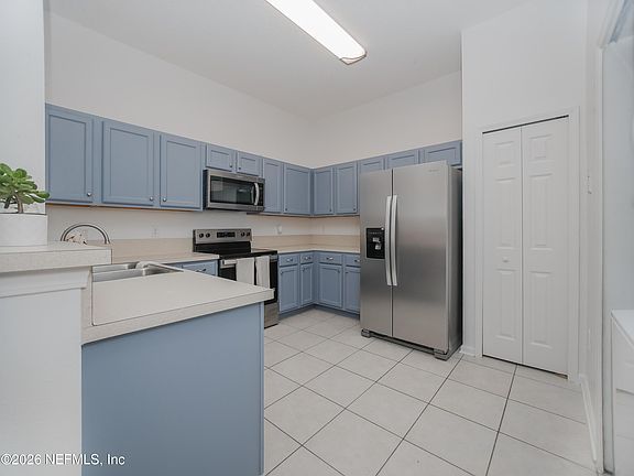 4th image of 9626 BELDA Way #7