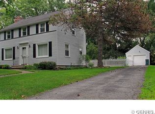 65 Irvington Rd, Rochester, NY 14620