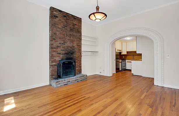 Rented by Compass | media 9