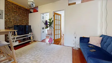 Rented by Bond New York