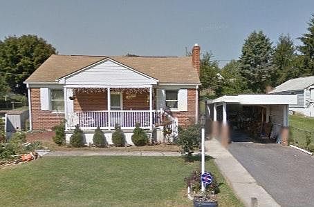1st image of 206 Oak Ave