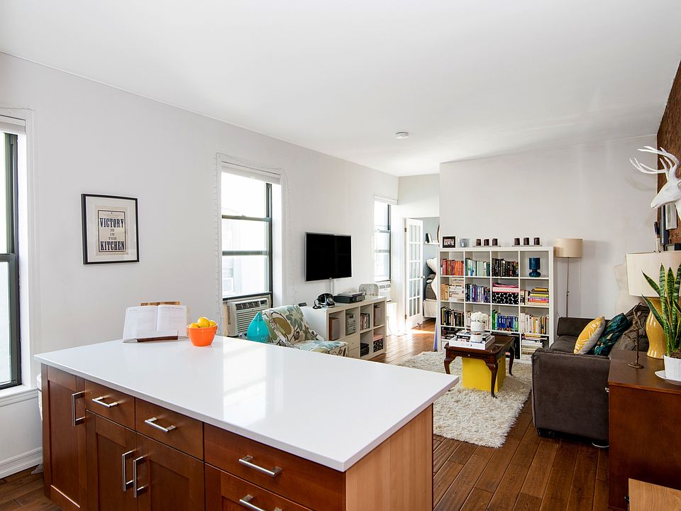 1st image of 423 15th St APT 4B