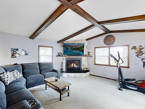 4th image of 2504 Valley Park Dr