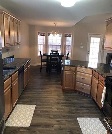 2nd image of 3304 Brickwood Cir