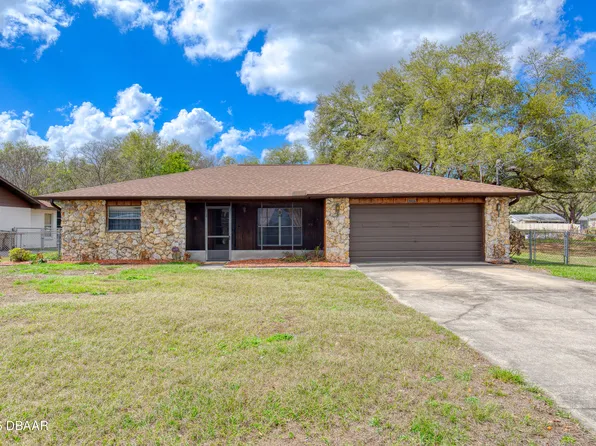 27727 Lois Dr, Tavares, FL 32778