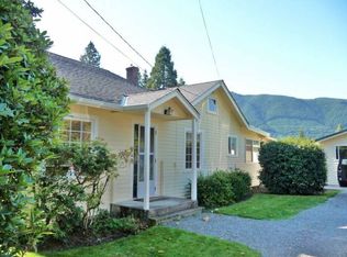 801 Maloney Grove Ave SE, North Bend, WA 98045