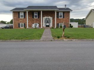 134 Mayfield Dr, Elizabethton, TN 37643