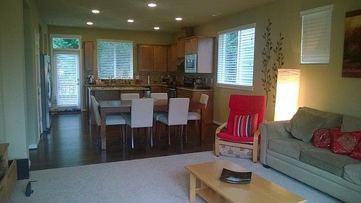 3rd image of 9835 NE 138th Pl #14