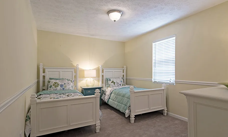 Avondale Townhomes — Photo 4