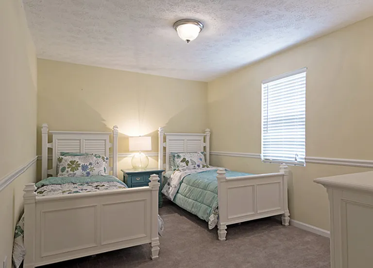 Avondale Townhomes — Photo 10