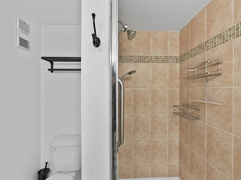 1200 Tarpon Woods Blvd #Q4 — Photo 19