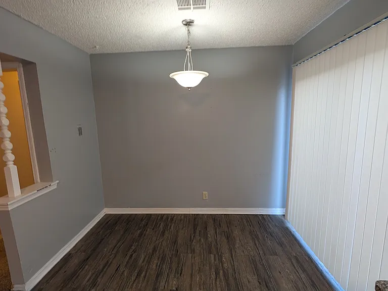 122 Crystal Cir #122 — Photo 5